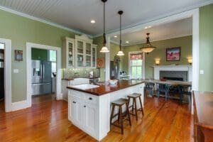 ComingSoonHillcrest_184491