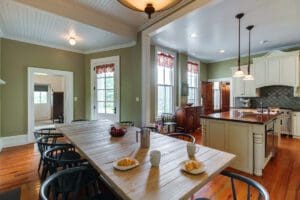 ComingSoonHillcrest_184495