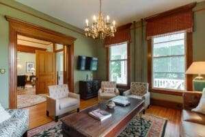 ComingSoonHillcrest_184502