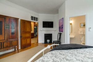 ComingSoonHillcrest_184534
